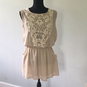 Stylish, neutral dress